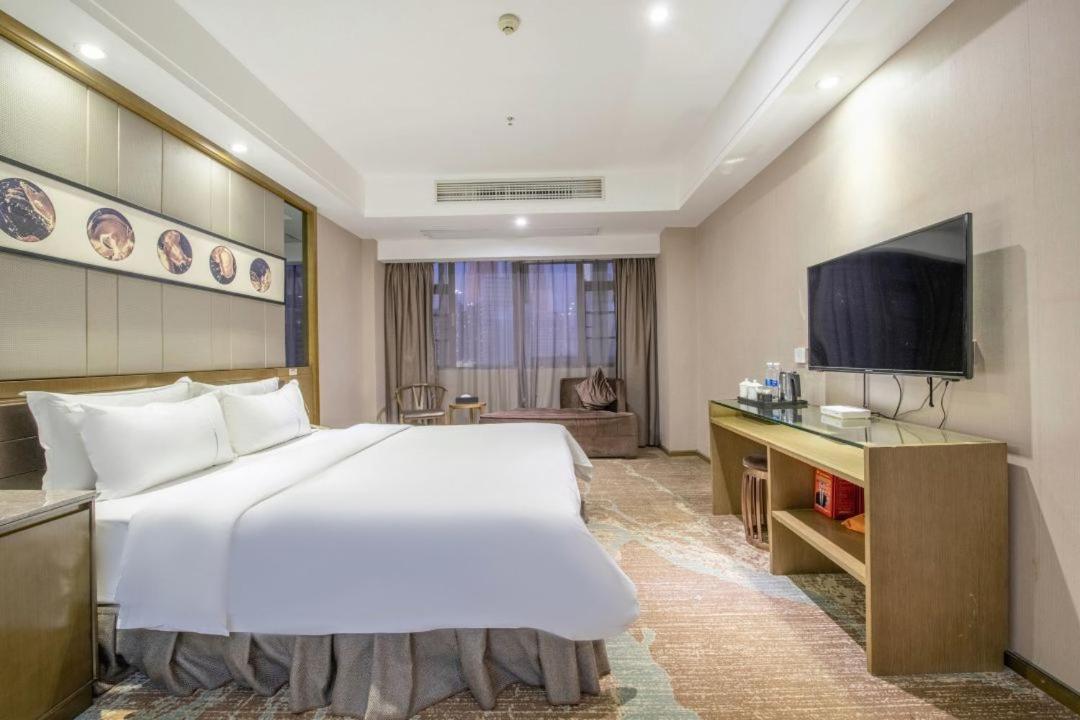 Lnsail Hotel Shenzhen Luohu Port Railway Station Esterno foto