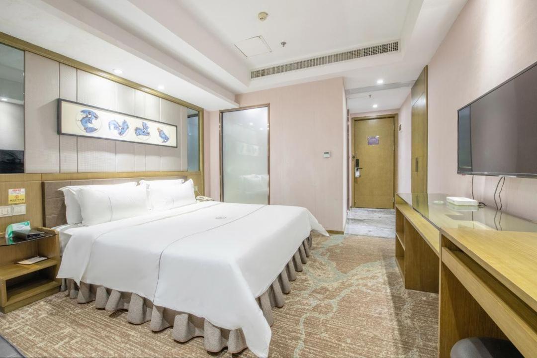 Lnsail Hotel Shenzhen Luohu Port Railway Station Esterno foto