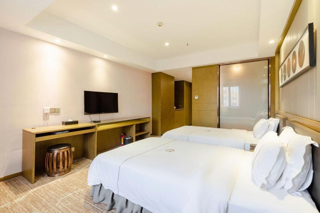 Lnsail Hotel Shenzhen Luohu Port Railway Station Esterno foto