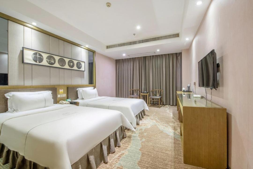 Lnsail Hotel Shenzhen Luohu Port Railway Station Esterno foto