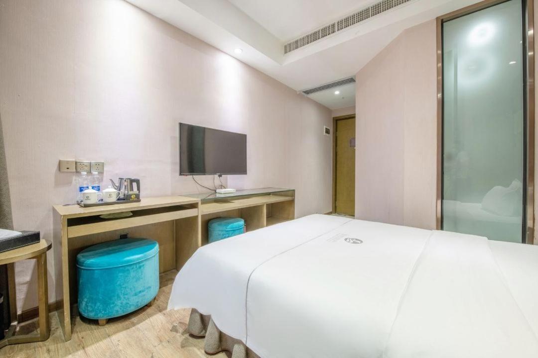 Lnsail Hotel Shenzhen Luohu Port Railway Station Esterno foto