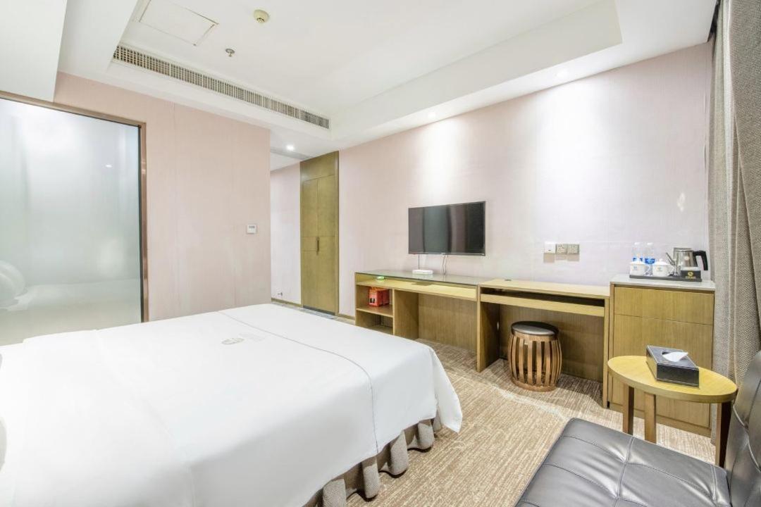 Lnsail Hotel Shenzhen Luohu Port Railway Station Esterno foto