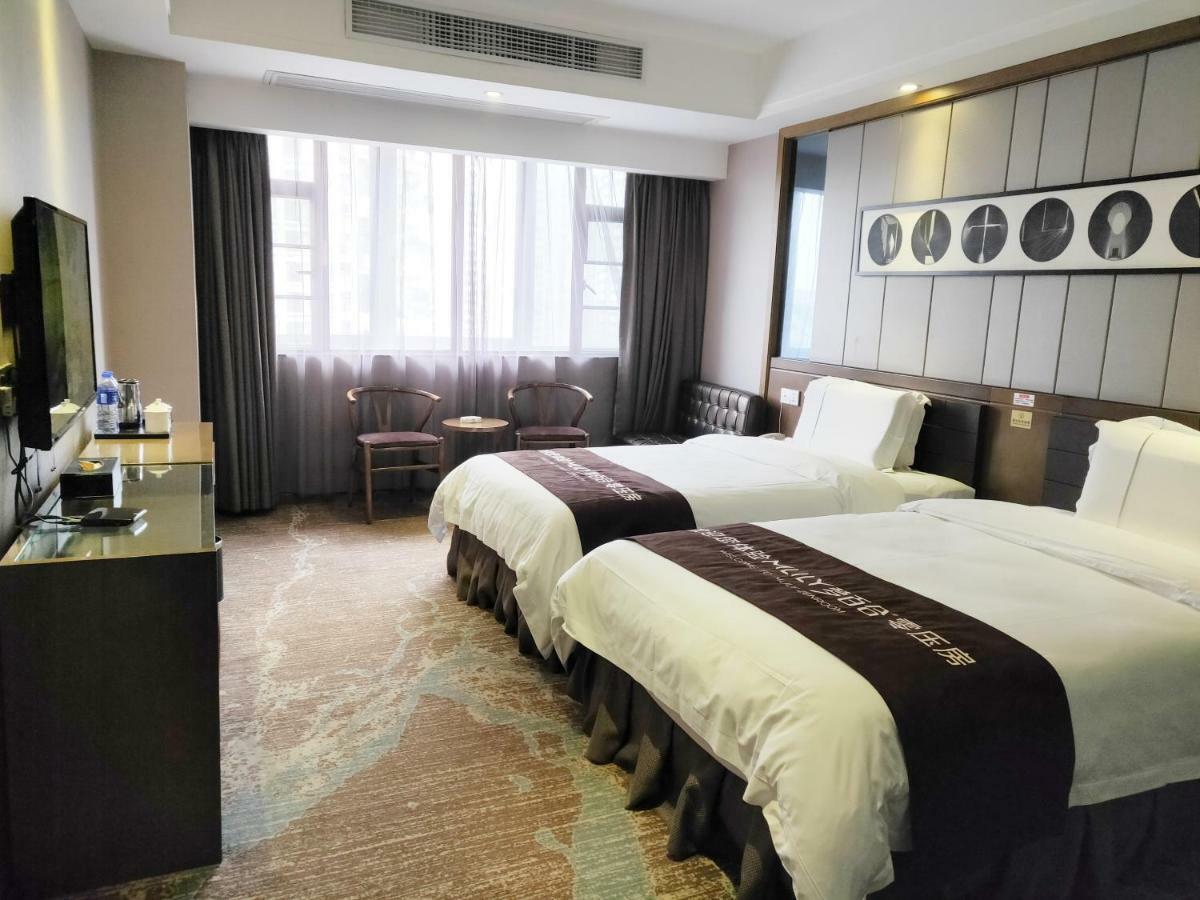 Lnsail Hotel Shenzhen Luohu Port Railway Station Esterno foto